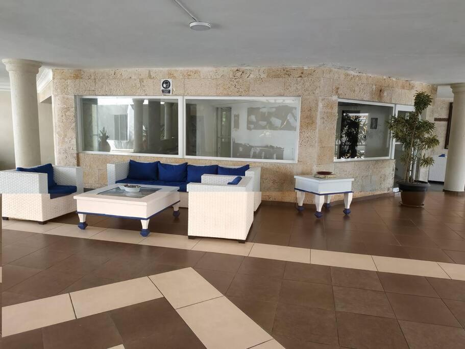 Modern, Welcoming Studio, Ocean View In ฆวนโดลีโอ ภายนอก รูปภาพ